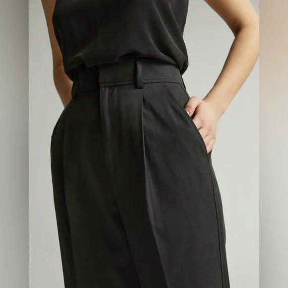 Everlane TENCEL™ Way-High® Taper Pant size 6 - Picture 4 of 7